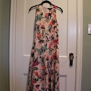 NEW with tags Banana Republic Botanical Maxi Dress
